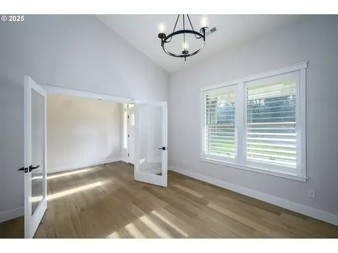 24005 NE Dayton Avenue Newberg OR 97132