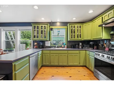111 S 3rd Street Independence OR 97351