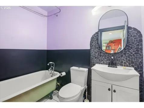 111 S 3rd Street Independence OR 97351