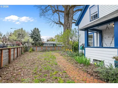 111 S 3rd Street Independence OR 97351