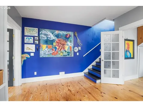 111 S 3rd Street Independence OR 97351