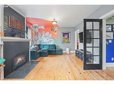 111 S 3rd Street Independence OR 97351