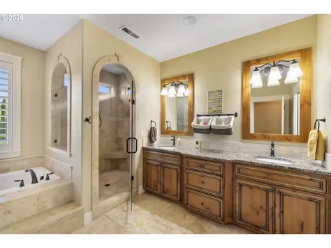 1301 S Great Blue Road Ridgefield WA 98642