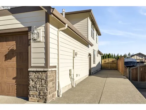 1301 S Great Blue Road Ridgefield WA 98642