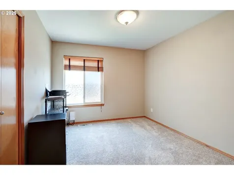 1868 NW Poppy Hills Drive Mcminnville OR 97128