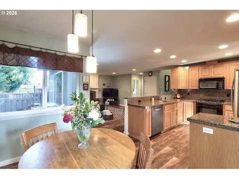 1943 NE 51st Avenue Hillsboro OR 97124