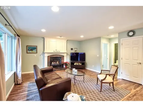 1943 NE 51st Avenue Hillsboro OR 97124