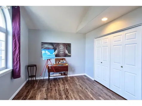 1943 NE 51st Avenue Hillsboro OR 97124