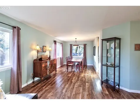 1943 NE 51st Avenue Hillsboro OR 97124