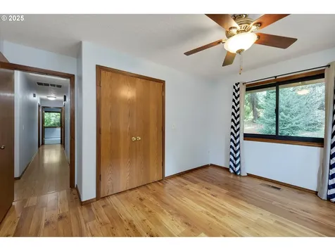 17699 S Holly Lane Oregon City OR 97045