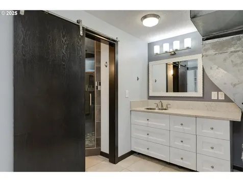 17699 S Holly Lane Oregon City OR 97045