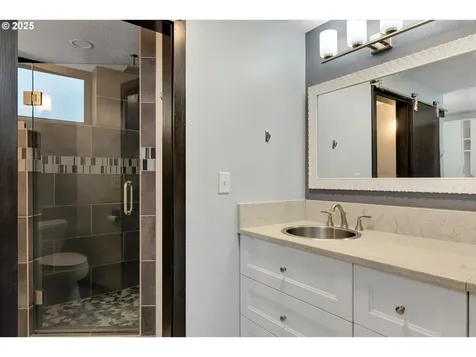 17699 S Holly Lane Oregon City OR 97045