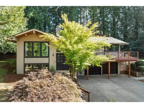 17699 S Holly Lane Oregon City OR 97045