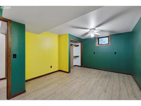 17699 S Holly Lane Oregon City OR 97045