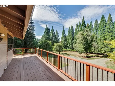17699 S Holly Lane Oregon City OR 97045