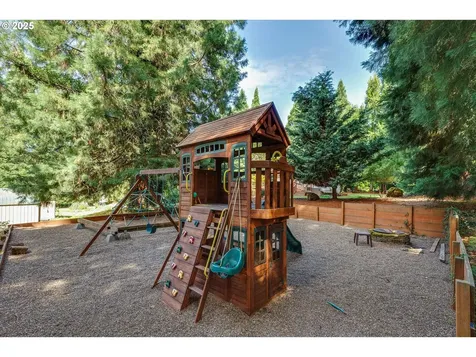 17699 S Holly Lane Oregon City OR 97045