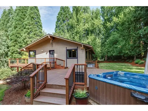 17699 S Holly Lane Oregon City OR 97045