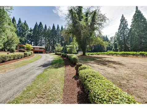 17699 S Holly Lane Oregon City OR 97045