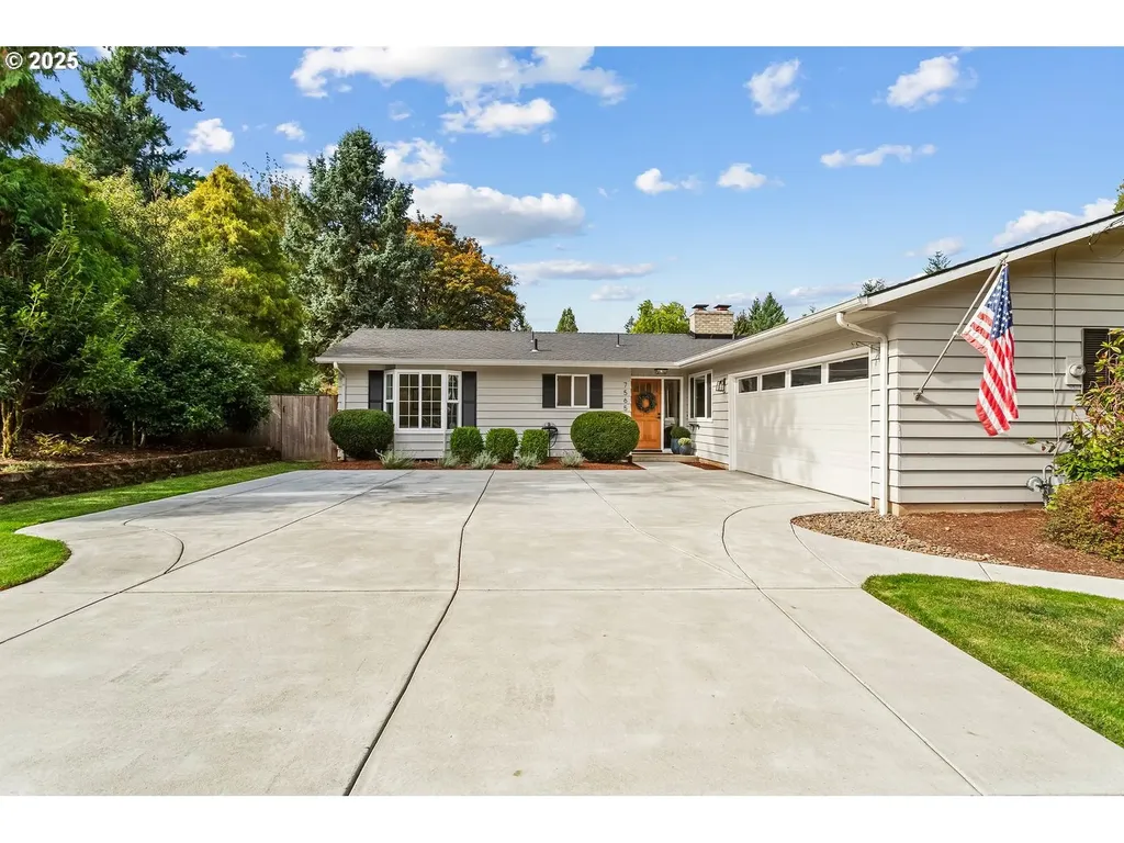 7565 SW 82nd Avenue Portland OR 97223