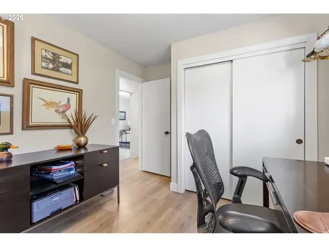7565 SW 82nd Avenue Portland OR 97223