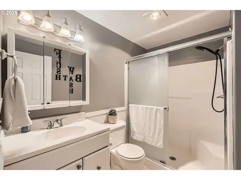 12107 NE 71st Street Vancouver WA 98682