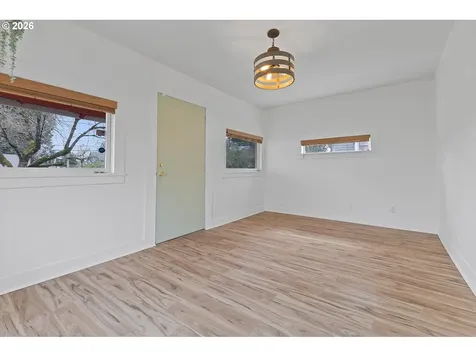 4805 NE 110th Avenue Portland OR 97220