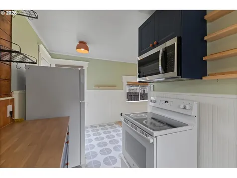 4805 NE 110th Avenue Portland OR 97220