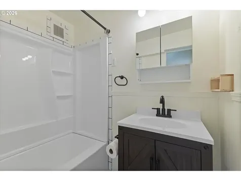 4805 NE 110th Avenue Portland OR 97220