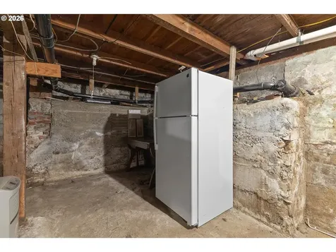 4805 NE 110th Avenue Portland OR 97220