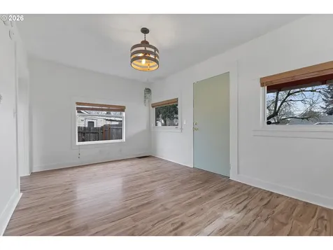 4805 NE 110th Avenue Portland OR 97220