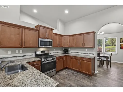8625 SW Sagert Street Tualatin OR 97062