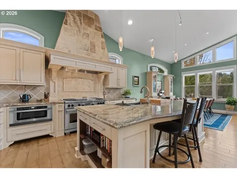 642 SE 38th Drive Gresham OR 97080
