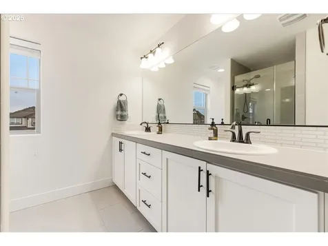 10257 NW 292nd Avenue North Plains OR 97133