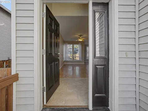 4647 SE 20th Terrace Gresham OR 97080
