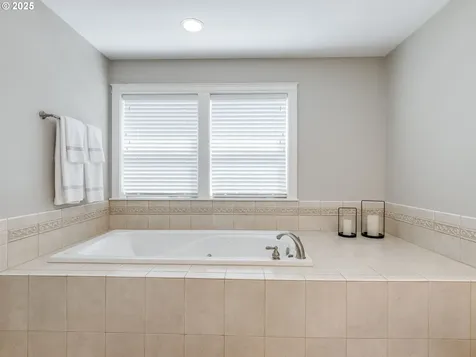 17761 S Joanne Lane Oregon City OR 97045
