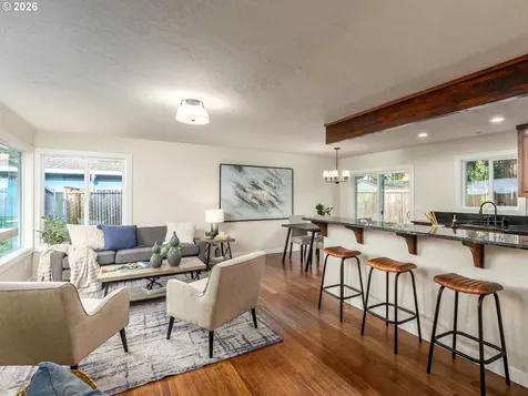 850 NE 179th Avenue Portland OR 97230