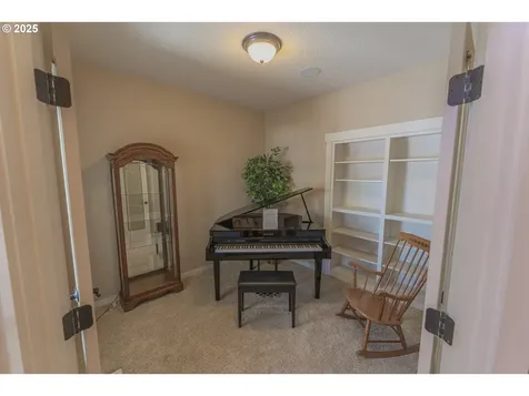 5713 NE 62nd Circle Vancouver WA 98661