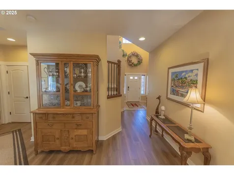 5713 NE 62nd Circle Vancouver WA 98661