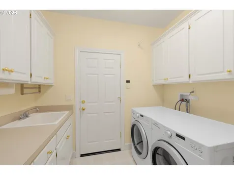2358 NW Woodrose Drive Portland OR 97229