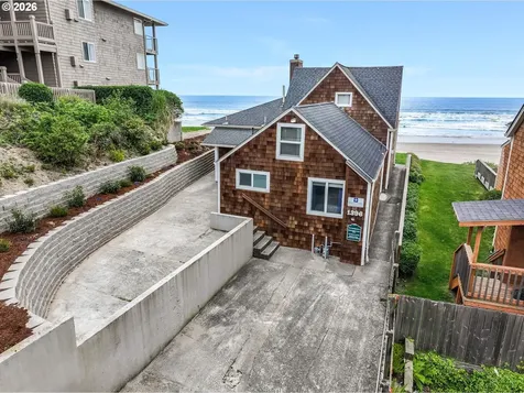 1396 Pacific Avenue Cannon Beach OR 97110