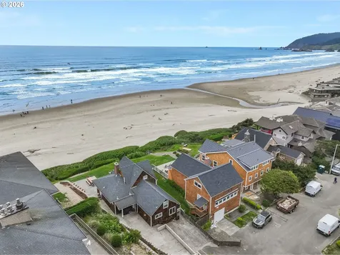 1396 Pacific Avenue Cannon Beach OR 97110