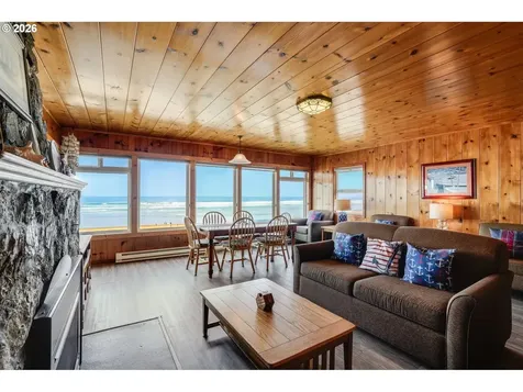 1396 Pacific Avenue Cannon Beach OR 97110