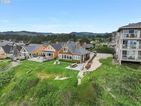1396 Pacific Avenue Cannon Beach OR 97110
