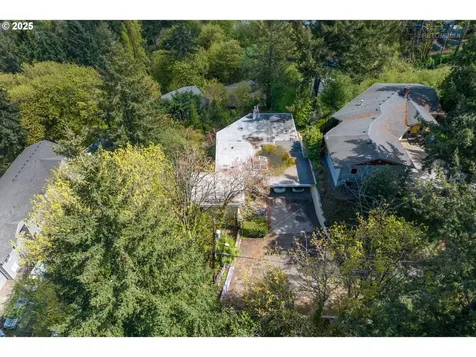 3020 SW 12th Avenue Portland OR 97239