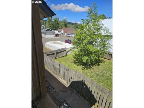 322 NW 2nd Street Goldendale WA 98620