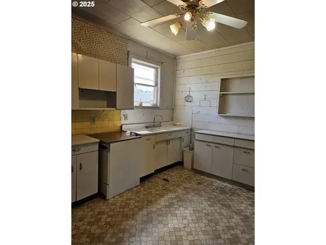 322 NW 2nd Street Goldendale WA 98620