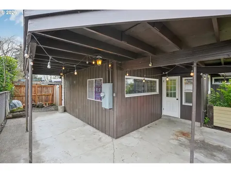 330 NW 14th Street Mcminnville OR 97128