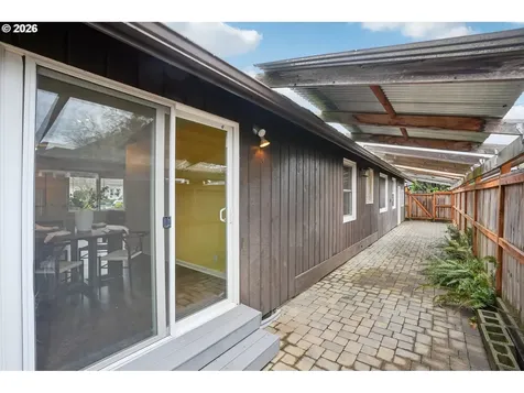 330 NW 14th Street Mcminnville OR 97128