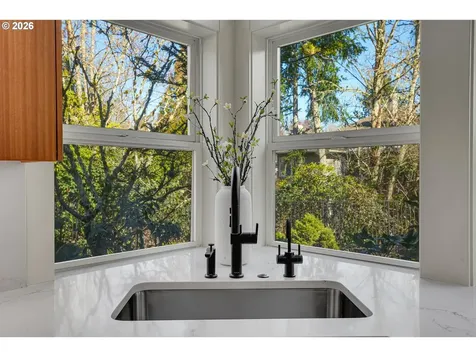 13467 NW Countryview Way Portland OR 97229