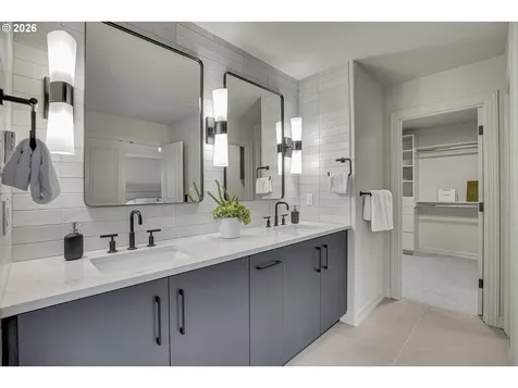 13467 NW Countryview Way Portland OR 97229